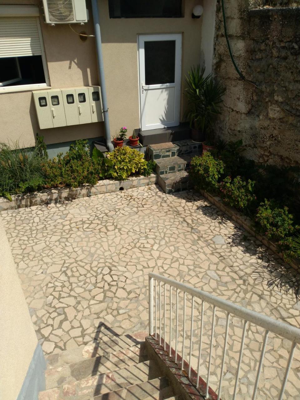 Apartment Beautiful Holiday Mostar Buitenkant foto